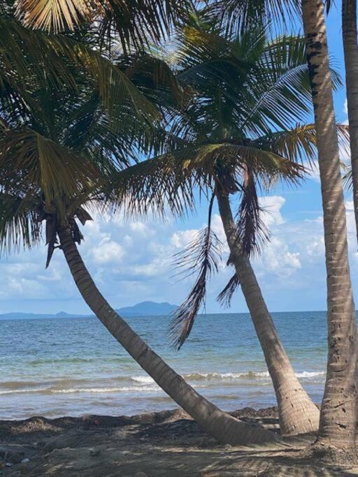 Ocean Breeze Villa Punta Santiago Екстериор снимка