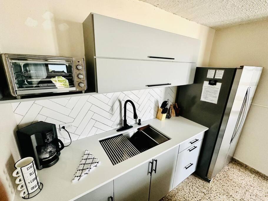 Ocean Breeze Villa Punta Santiago Екстериор снимка